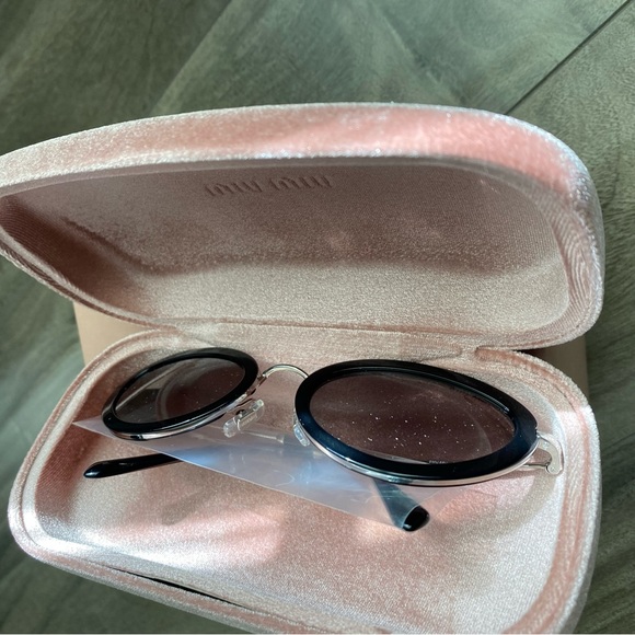 NWOT Miu Miu 54mm Irregular Sunglasses - Picture 6 of 9
